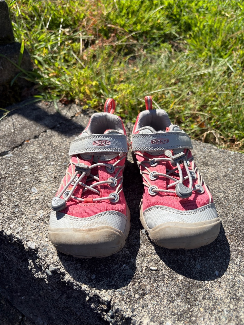 Keen Kids Pink and Gray Hook-and-Loop Outdoor Sneakers